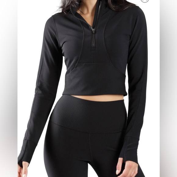 90 Degree By Reflex Tops - 90 degree black crop top